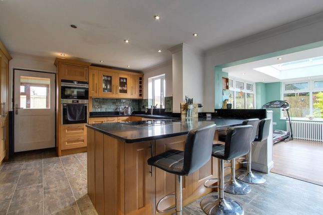1 Walton Road, Wisbech photo 4