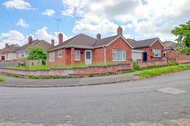 Thumbnail Bungalow for sale in Hillside Crescent, Holland-On-Sea, Clacton-On-Sea