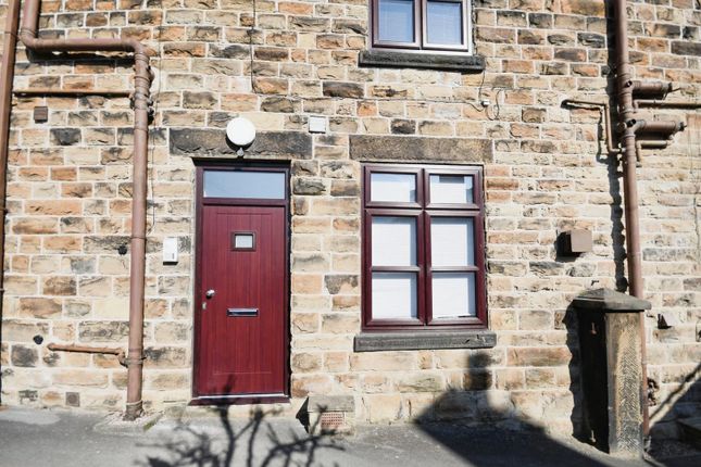 Flat 2 - Entrance.Jpg