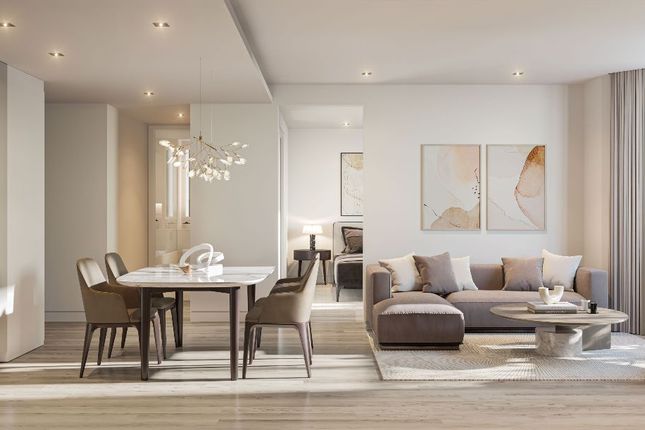 Flat for sale in Marylebone Lane, London