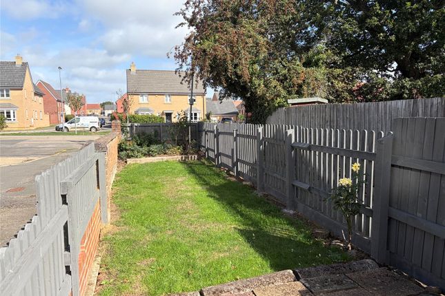 35, Byfield Road, Northamptonshire photo 2