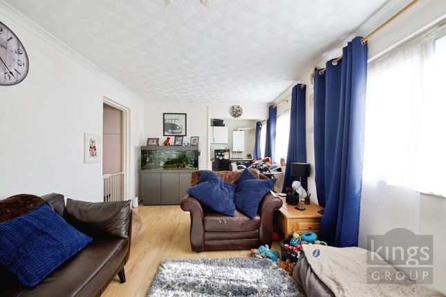 199, Shawbridge, Harlow photo 3