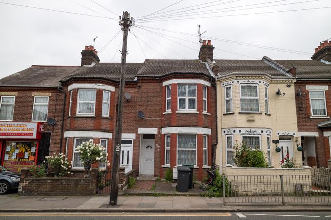 Thumbnail Property to rent in Dallow Road, Luton