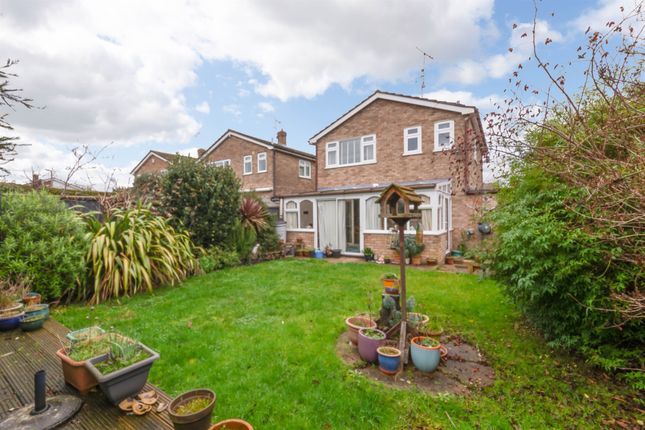 43., Orchard Drive, CHELMSFORD photo 2