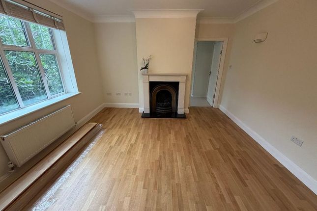 158B, Belsize Road, London photo 4
