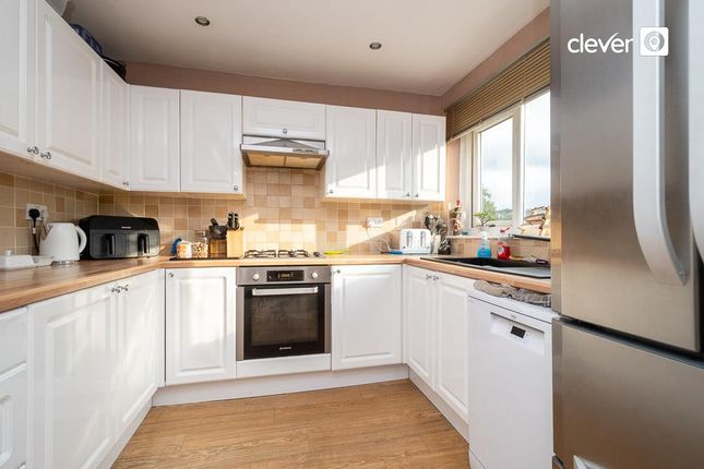 8, Baydon Close, Plymouth photo 3