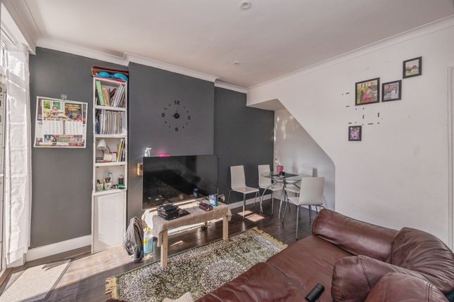 2, Shanklin Road, Southsea photo 4