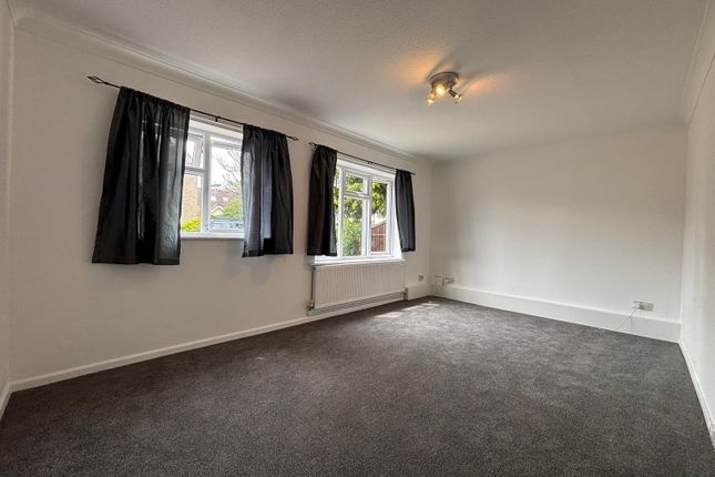 1 Kings Court, Kings Road, Flitwick, Bedford photo 4