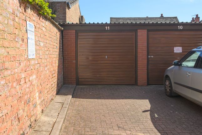 Flat 11, Princes Court, Princes Street, Kettering photo 2