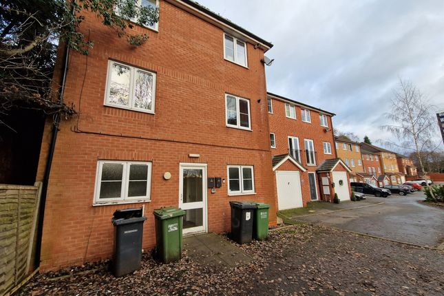 Flat for sale in St. Peters Close, Kidderminster