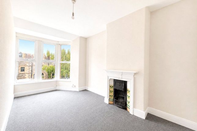 Room 2, 7, Elfin Road, Somerset photo 5