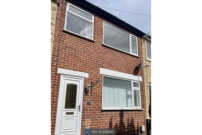 Thumbnail Terraced house to rent in Barleyhill Road, Garforth, Leeds