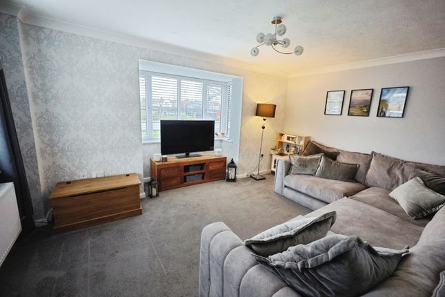 11, Warner Avenue, Bishop Auckland photo 3