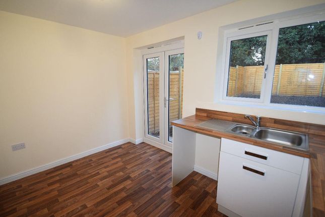 31, Greenfields Drive, Newport photo 4