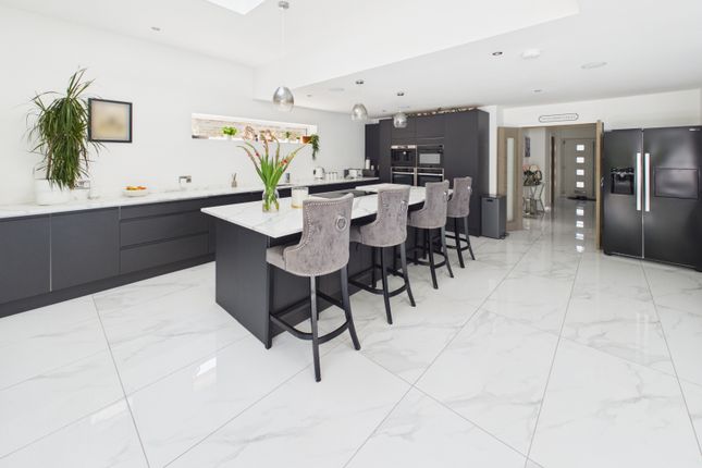 9b Fleet End Road, Warsash photo 3