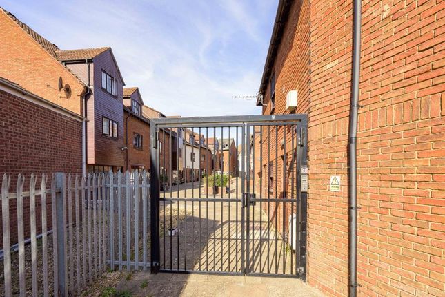 25, Church Mews, Wisbech photo 4