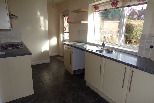 10, Chesterfield photo 2