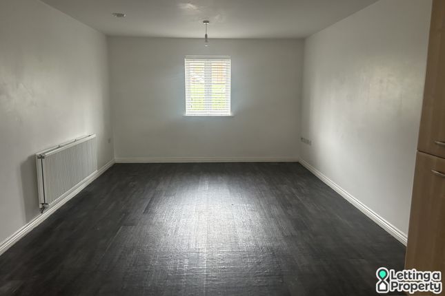 Flat 2, 2, Bonaire Grange, Milton Keynes photo 2