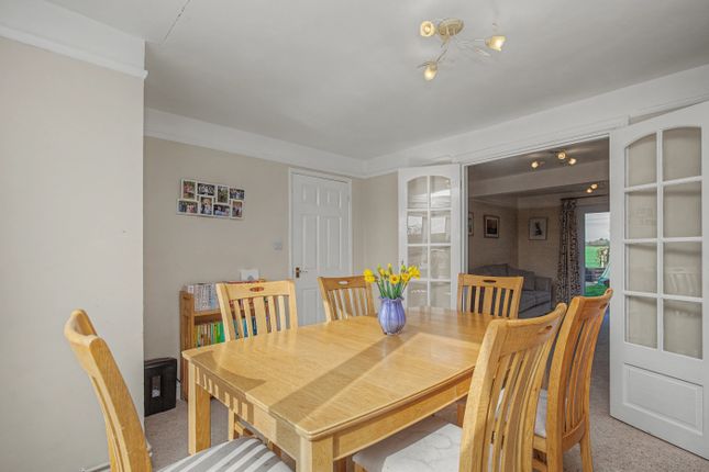 14, Kidlington Road, Kidlington photo 3