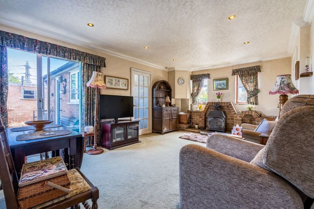 Millharden, Chadwick Bank, Stourport-On-Severn photo 3
