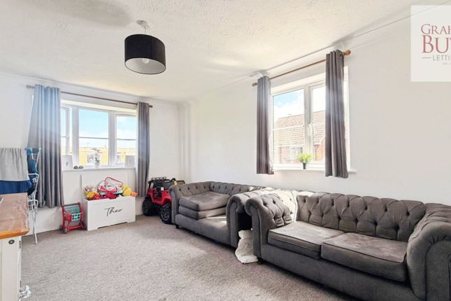 Flat 30,, Dorking Court, Rustington photo 2