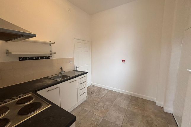 Studio Flat, Brunswick Park Road, Wednesbury photo 3