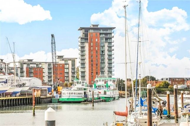 Thumbnail Flat for sale in Rope Quays, Gosport