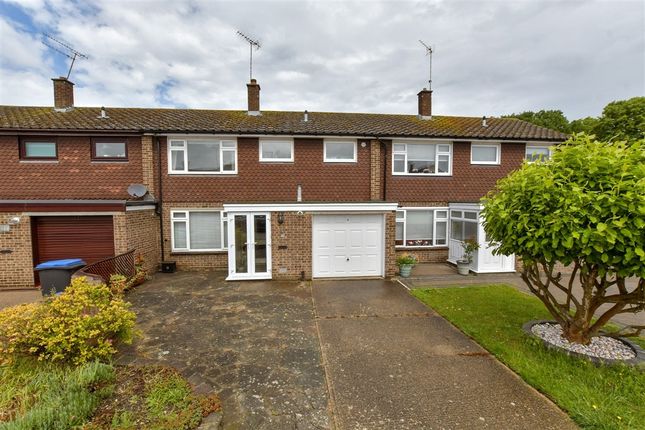 3-bed house on Pancroft, Abridge, £375,000