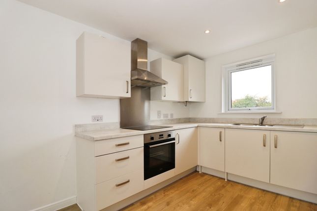 8, Bridgeman Way, Gloucestershire photo 3