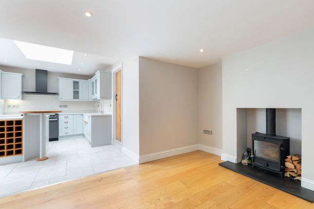 Archers Cottage, 10a, High Street, Cheltenham photo 2