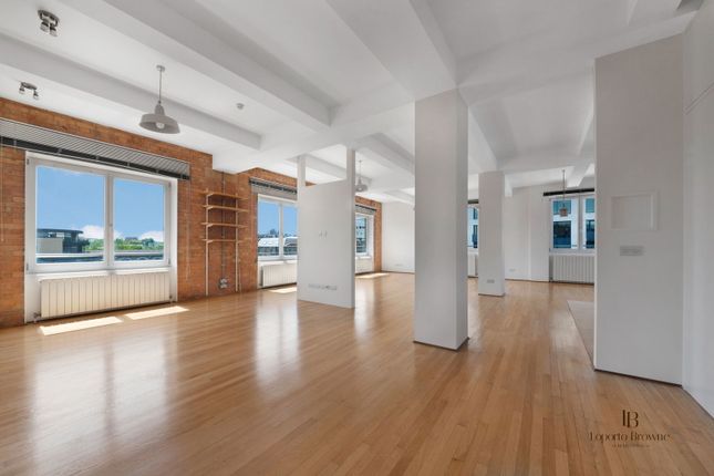 Thumbnail Flat for sale in Albert Dock, King's Cross