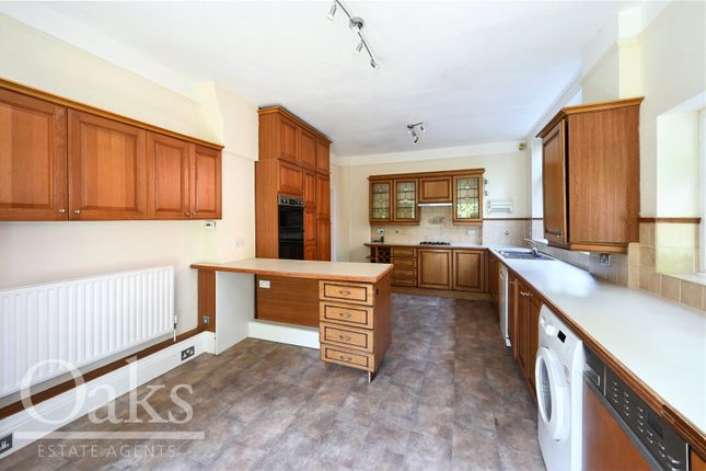 Westdene, 6, Cheyne Walk, Surrey photo 5
