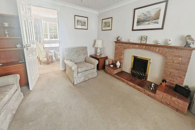 3, Highgate Close, Crewe photo 2