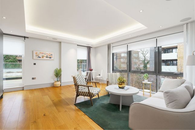 Flat 15, Benjamin House, Cecil Grove, London photo 3