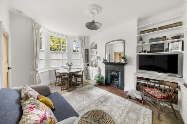 14, Honey Hill, Uxbridge photo 2
