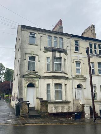 Thumbnail Flat for sale in Top Floor Flat, 16 Clytha Square, Newport