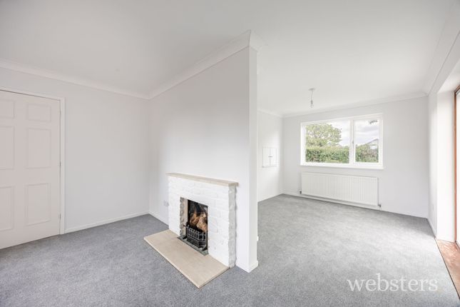 10 Gale Close, Norwich photo 2