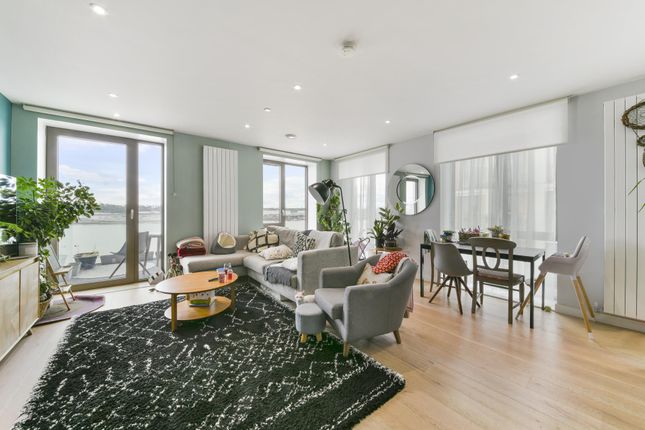 Flat for sale in Laker House, Royal Wharf, London