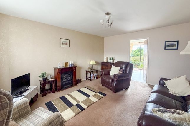 32, St. Peters Court, Whitby photo 2