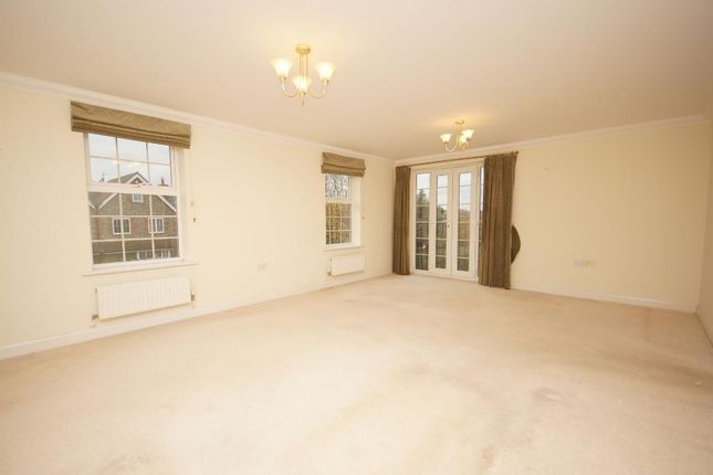 Flat for sale in Wheat House, Goring Court, Steyning, West Sussex