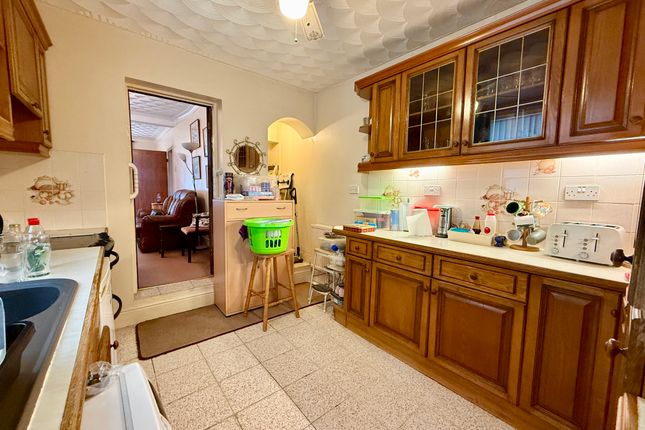 6, Gethin Place, Abercanaid, Merthyr Tydfil photo 4