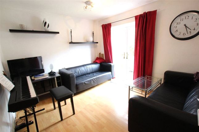 Property to rent in Fishermans Drive, London