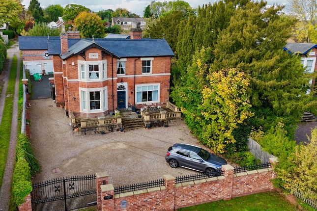 114 Newport Road, Stafford photo 3