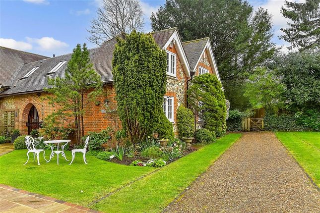 Thumbnail Mews house for sale in High Road, Chipstead, Surrey