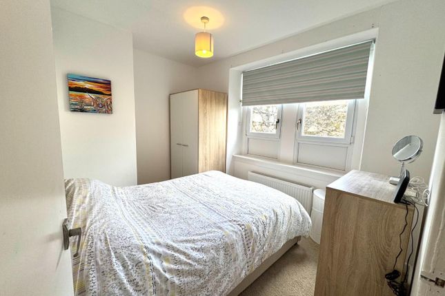 4a, Miller Street, Millport photo 3