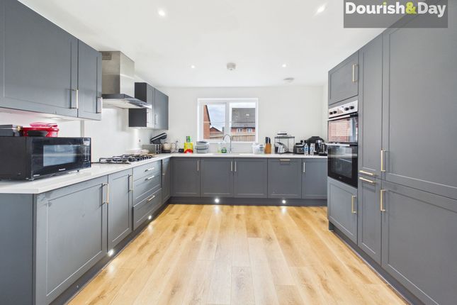 57 Hylton Road, Stafford photo 3