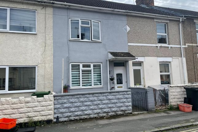 Terraced house for sale in Redcliffe Street, Swindon
