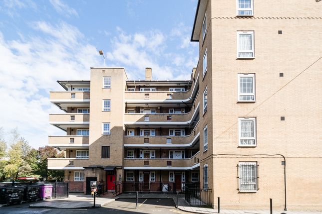 Thumbnail Flat for sale in Grenada House, Limehouse Causeway, Westferry