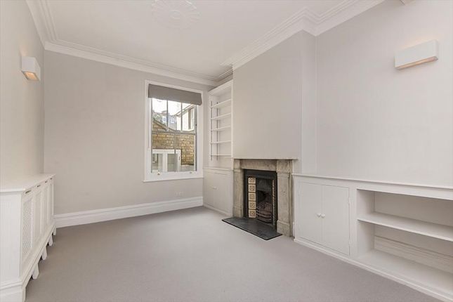 Detached house to rent in Iveley Road, Clapham, London