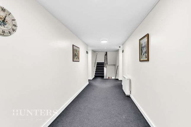 Flat 4, Ashley Dearnley Court, Littleborough photo 4